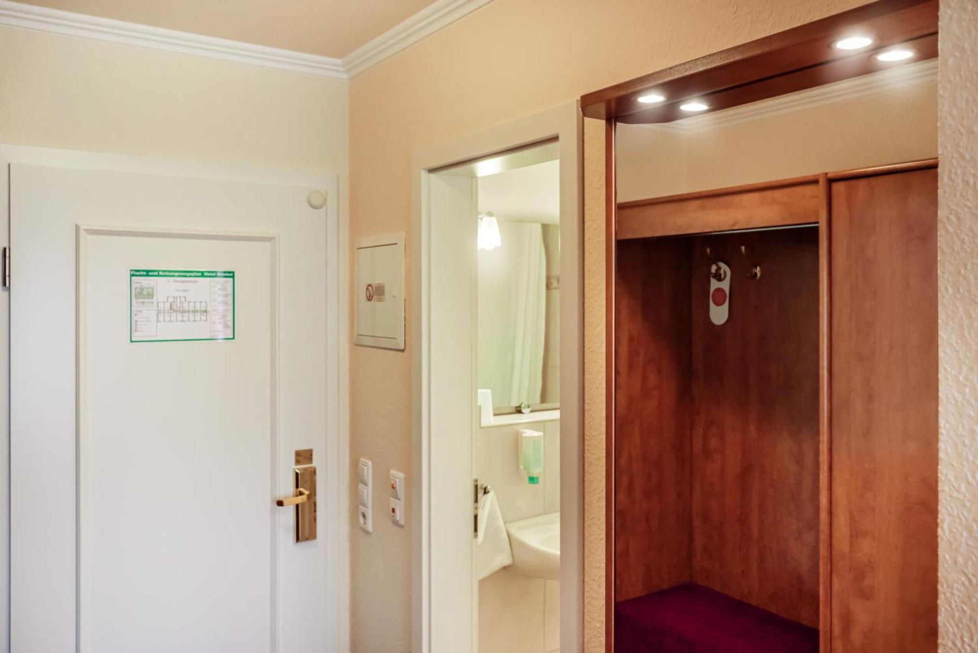 Hotel Muenkel Hannover Bagian luar foto