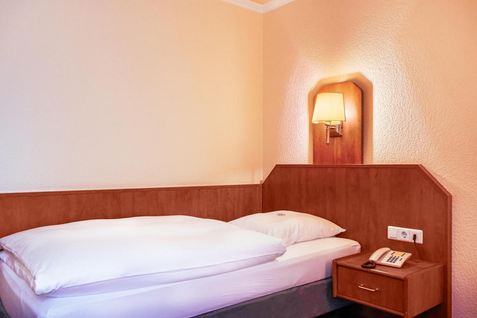 Hotel Muenkel Hannover Bagian luar foto
